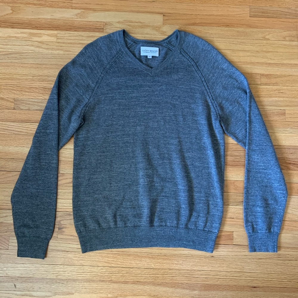 3/$15 Lucky Brand v-neck sweater